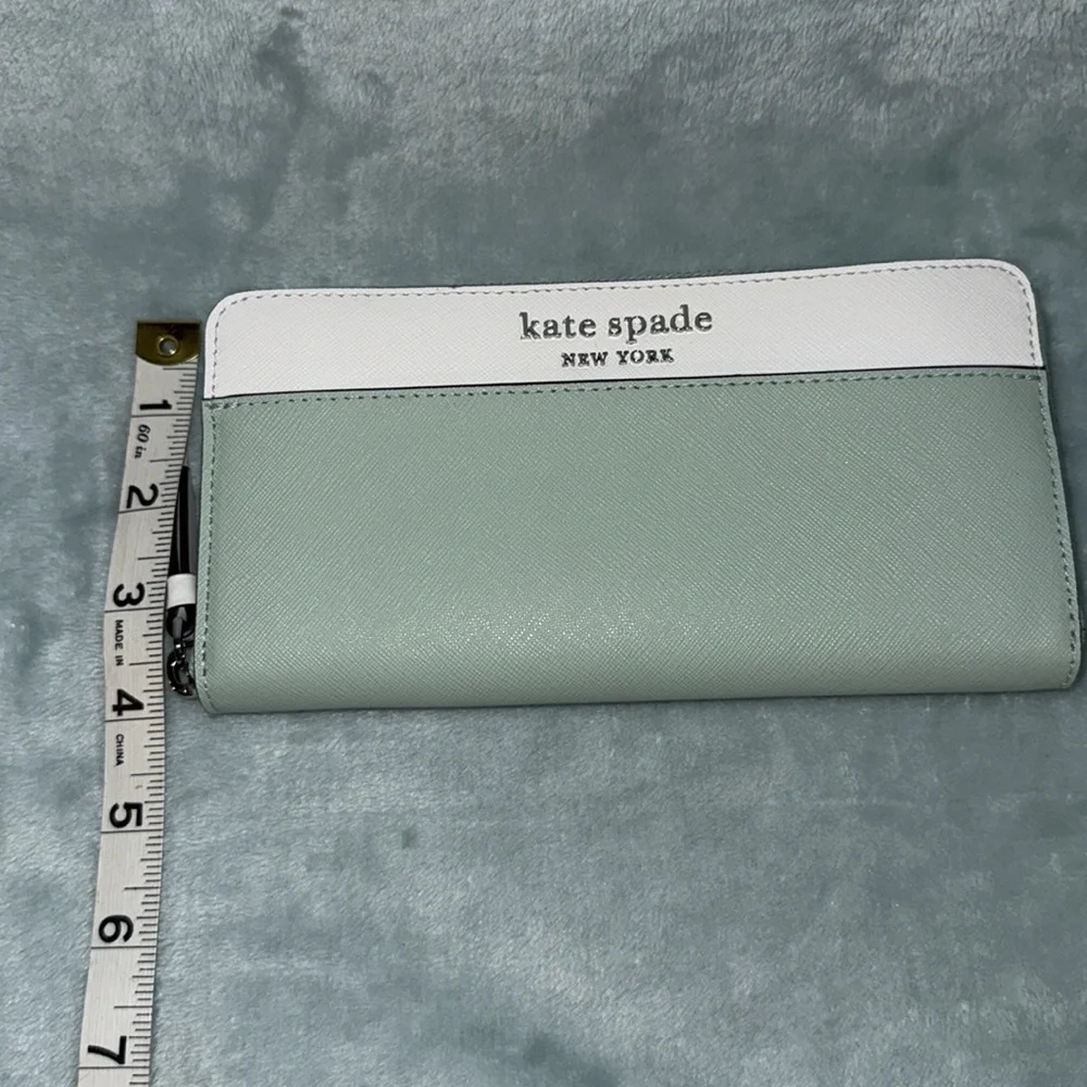 kate spade Green and White Women's Wallet - Picture 5 of 17